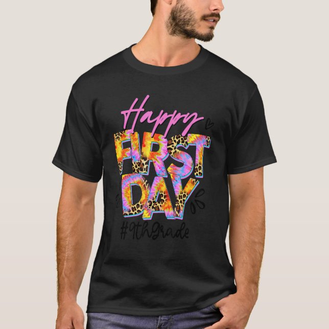 Camiseta Happy First Day Of School Tie Dye Leopard 9th Grad (Frente)