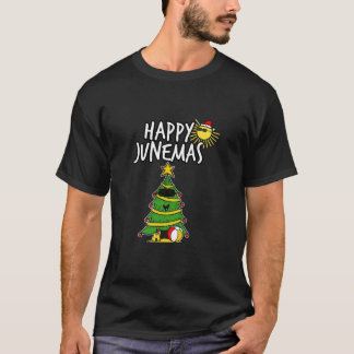 Camiseta Happy Junemas Christmas June 2021 Tree Summer Funn