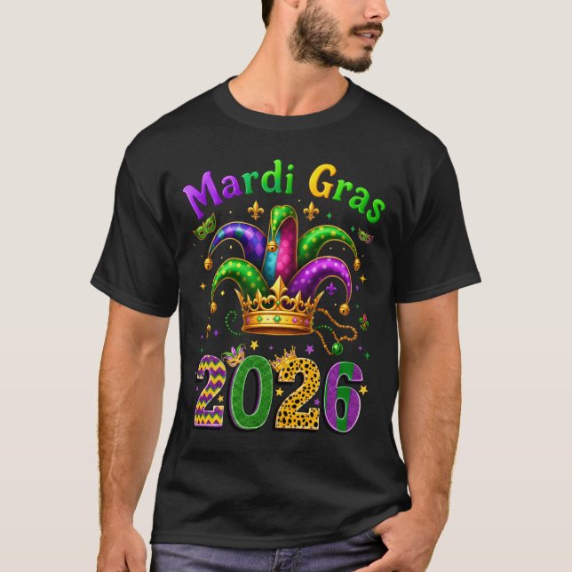 Camiseta Happy Mardi Gras 2026 Jester Hat Men Women Kid Car (Frente)