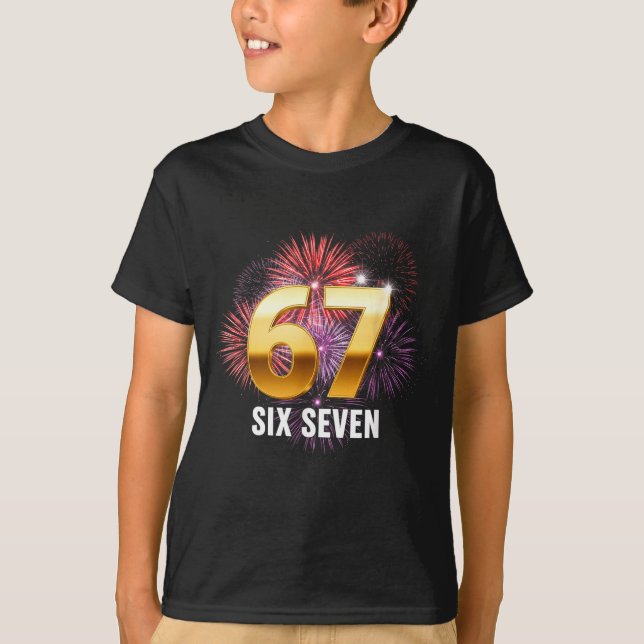Camiseta Happy New Year 2026 New Year's Eve Party 67 Six Se (Frente)