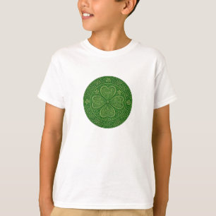 Camiseta Harmonia Sortuda: Mandala Celta de Quatro Folhas