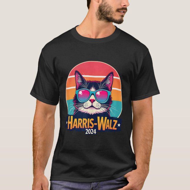 Camiseta Harris Walz 2024 Cat Sunglass Retro Vintage (Frente)