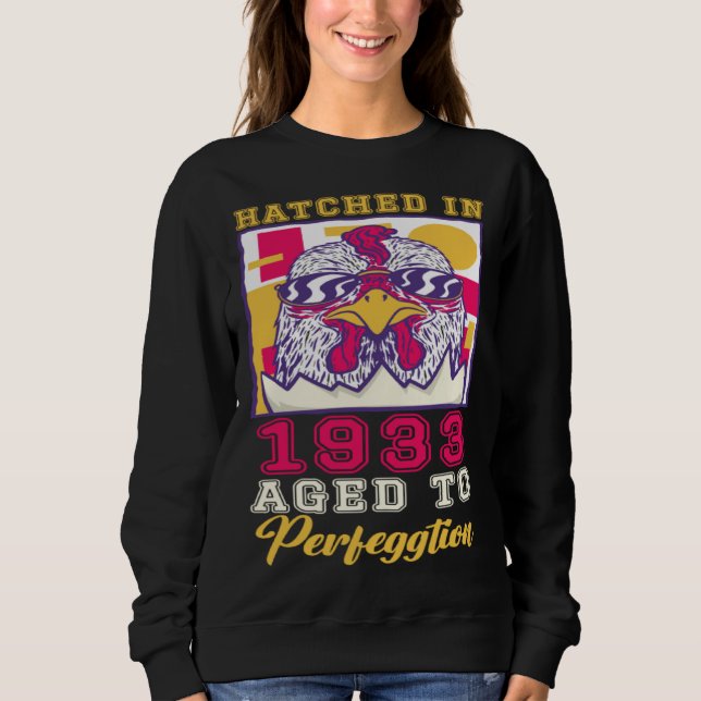 Camiseta Hatched in 1933 Aged to Perfeggtion (Frente)