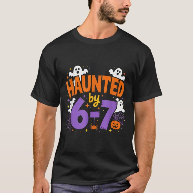 Camiseta Haunted By 6-7 Halloween Ghosts And Sders Design  (Frente)