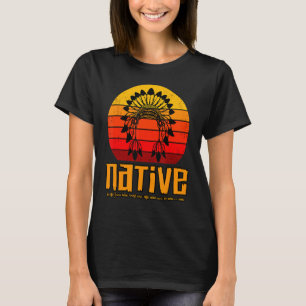 Camiseta Headdress de Penas Americanas Retroativas