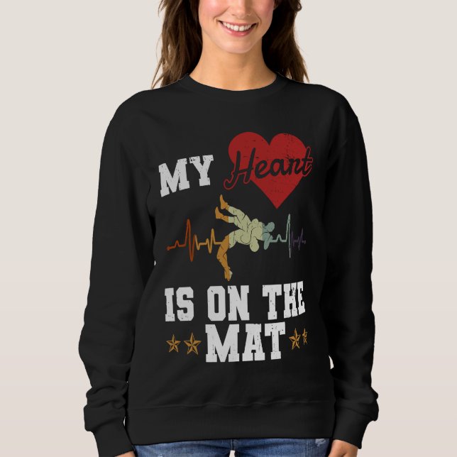 Camiseta Heart On The Mat  Freestyle Wrestling Sport  Wrest (Frente)