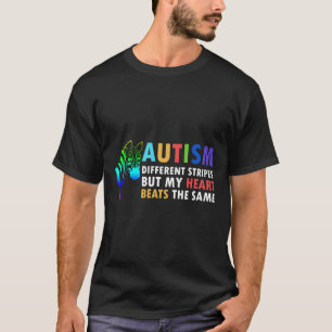 Camiseta Heart Zebra dizendo conscientização do autismo ins