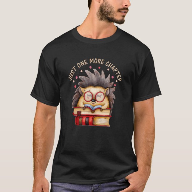 Camiseta Hedgehog Book Nerd Just one more Chapter (Frente)