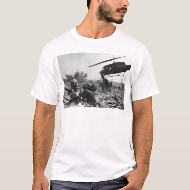 Camiseta Helicóptero do UH-1D de Crandall principal na (Frente)