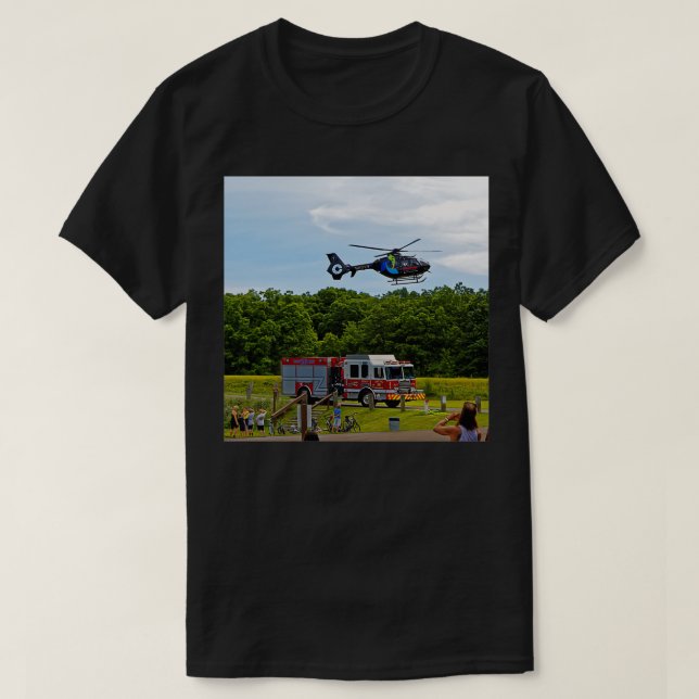 Camiseta Helicóptero Médico em Voo (Frente do Design)
