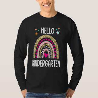 Camiseta Hello Kindergarten Leopard Rainbow Teacher Back To