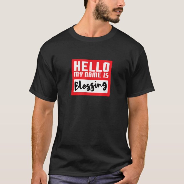 Camiseta Hello My Name is Blessing in Disguise Funny Hallow (Frente)