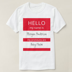 Camiseta HELLO Personalizado Meu Nome Pronounes É Crachá