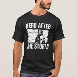 Camiseta Herói de Linha de Cabo Elétrico Após a Tempestade