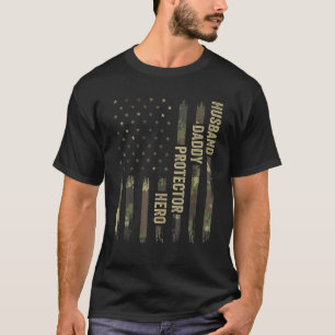 Camiseta Herói do Pai do marido Vintage Camo EUA Bandeira
