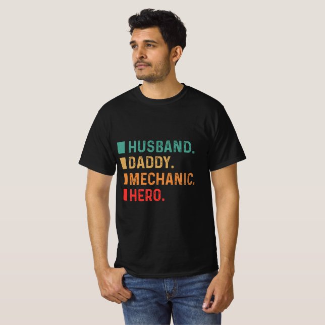 Camiseta Herói mecânico do pai marido (Frente Completa)