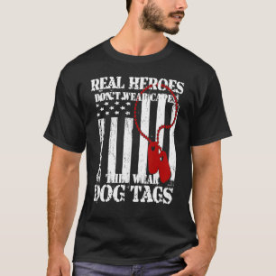 Camiseta Heróis de verdade não Vestem capas que Vestem Dog