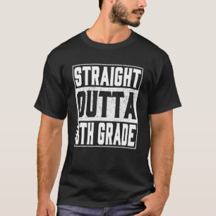 Camiseta Hetero Fora Da 8ª Graduação Engraçada Do Grau 2022