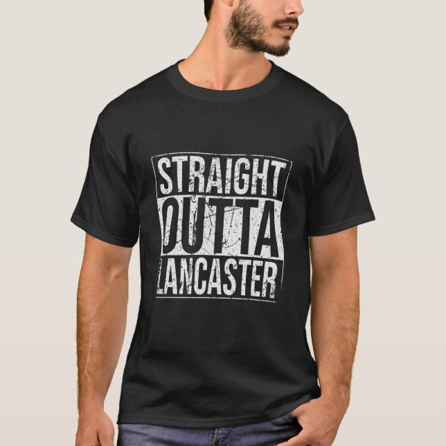 Camiseta Hetero Outta Lancaster Vintage (Frente)