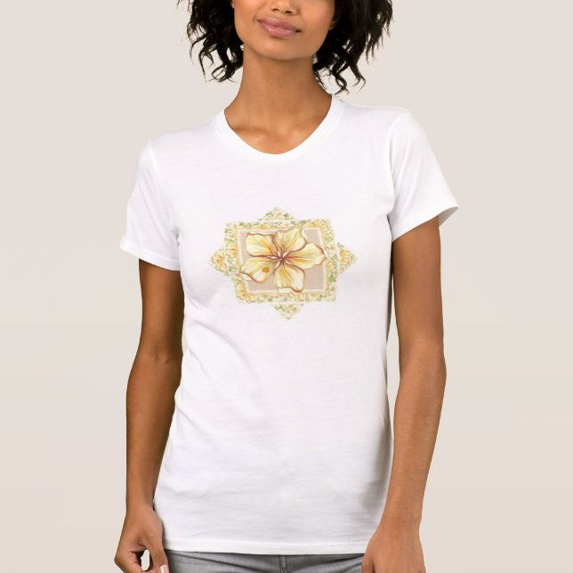 Camiseta Hibiscus & lace AMARELO (Frente)