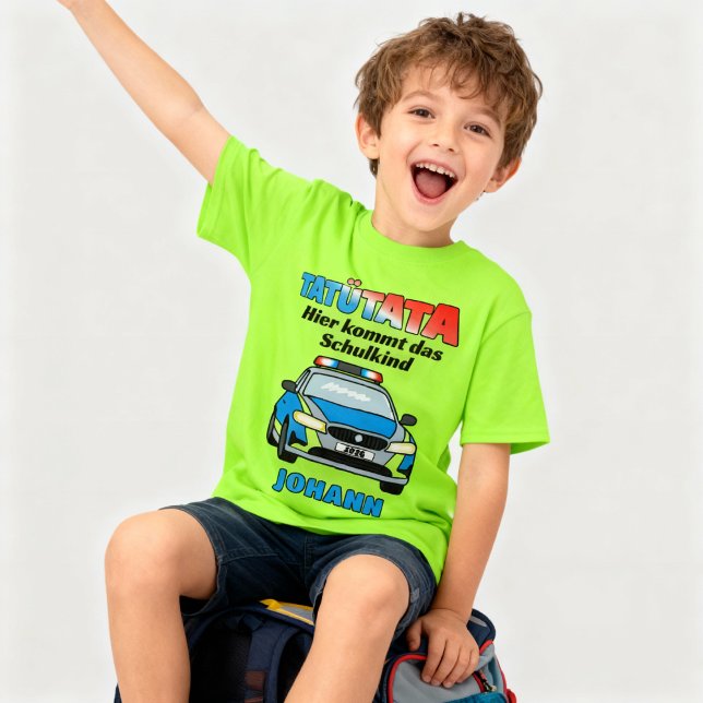 Camiseta Hier kommt das Schulkind - Polizei Tatütata (T-Shirt zum Schulanfang mit Polizeifahrzeug - Tatütata - Hier kommt das Schulkind "Name")