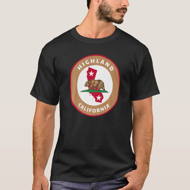 Camiseta Highland California CA Flag and Bear Badge Souveni (Frente)