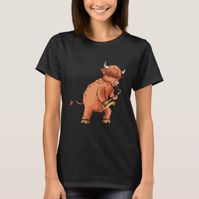 Camiseta Highland Cow Saxophone Music (Frente)