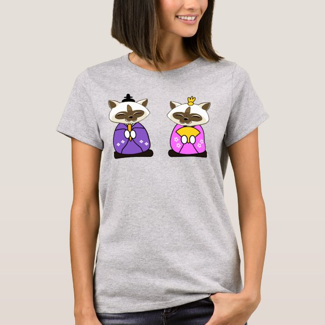 Camiseta Hinamatsuri Siamese Cats Hina Ningyo (Frente)
