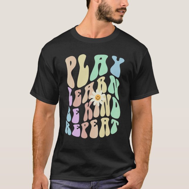 Camiseta Hippie PLAY LEARN BE KIND REPEAT Retro Stop Bullyi (Frente)