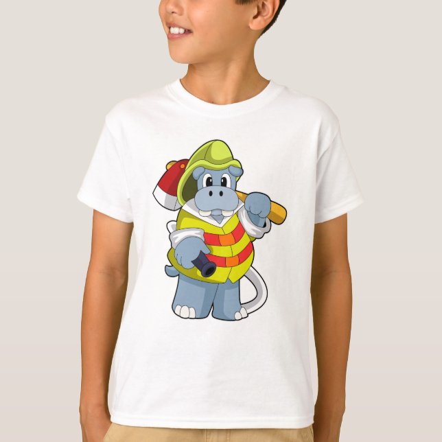 Camiseta Hippo como Bombeiro com Ax (Frente)