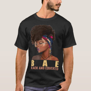 Camiseta História do Orgulho do Presente da BAE Preto e Edu
