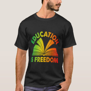 Camiseta História Negra Educação é Livro da Liberdade Preto