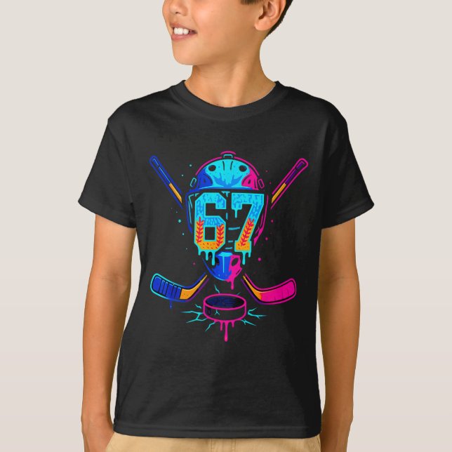 Camiseta Hockey Ice Cream Drip Number 67 Player 67th Birthd (Frente)