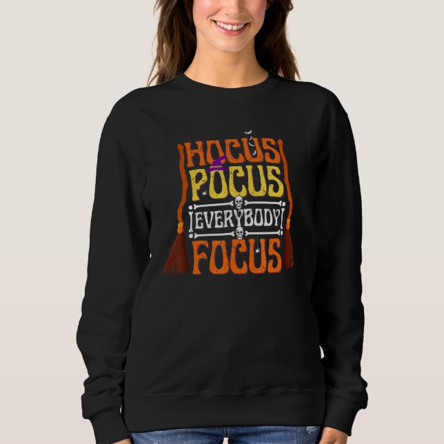 Camiseta Hocus Pocus Everybody Focus   Halloween Teacher (Frente)