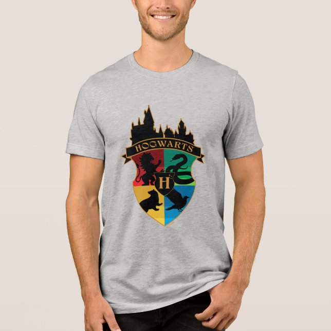 Camiseta HOGWARTS™ Castle Crest House Pride Badge (Frente)