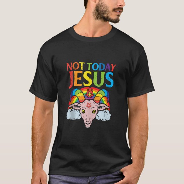 Camiseta Hoje Não é Jesus Satã Capata Satanás o Arco-Íris S (Frente)
