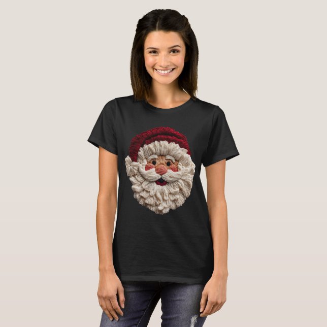 Camiseta Holiday Fun - Faux Yarn Santa  (Frente Completa)