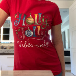 Camiseta Holly Jolly Vibes