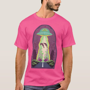 Camiseta Homem E Mulher Sendo Abduzidos Por Espaçonave De A