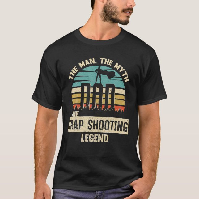 Camiseta Homem Mito Pai de Legenda Fotografando (Frente)