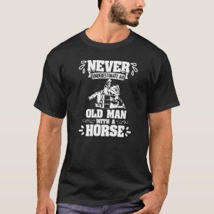 Camiseta Homem Velho Com Um Cavalo De Corrida De Barril De