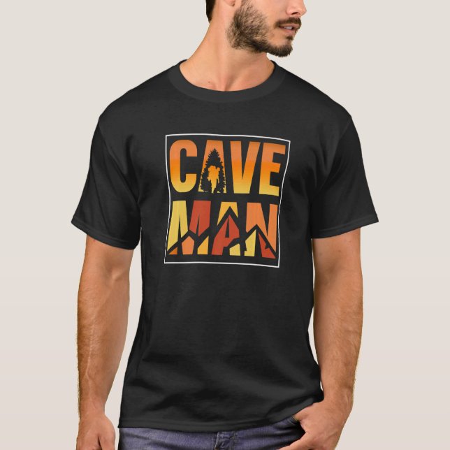 Camiseta Homen Cavernícola Explorando Hobbie Explorador de  (Frente)