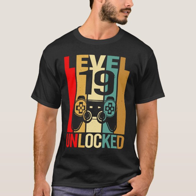 Camiseta Homens De Aniversário De 2004 Brincam Com Ele 19 1 (Frente)