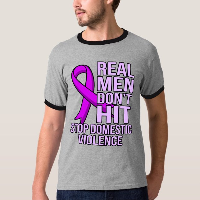 Camiseta Homens de verdade não batem na violência doméstica (Frente)