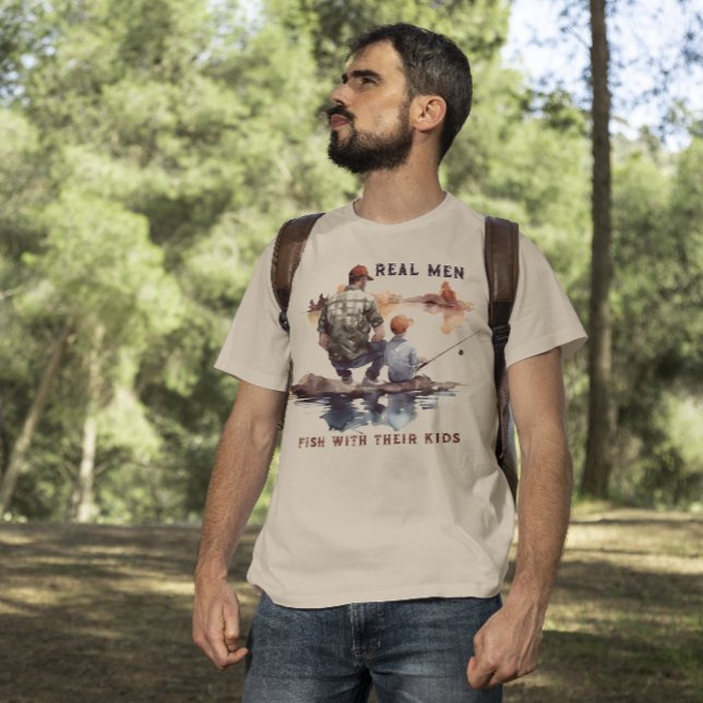 Camiseta Homens de verdade pescam com seus filhos pescando (Criador carregado)