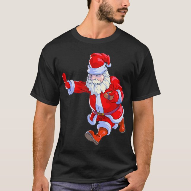 Camiseta Homens do Natal de Futebol Boas do Papai Noel (Frente)
