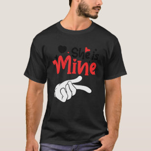 Camiseta Homens Ela é minha Casal de casamento Valentim Cos