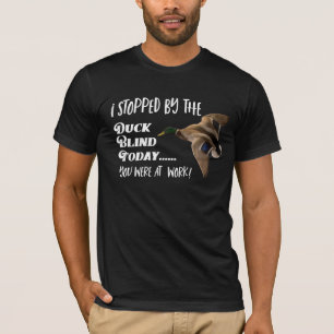 Camiseta Homens engraçados do trabalho das cortinas do pat