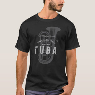 Camiseta Homens Nunca Subestimam Um Velho Com Uma Vintagem
