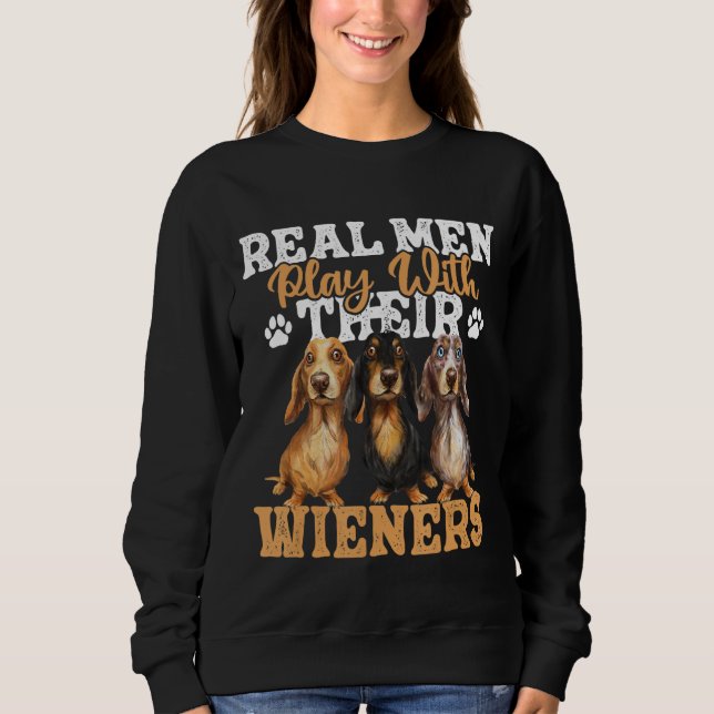 Camiseta Homens Reais Brincam Com Seus Protetores - Cachorr (Frente)
